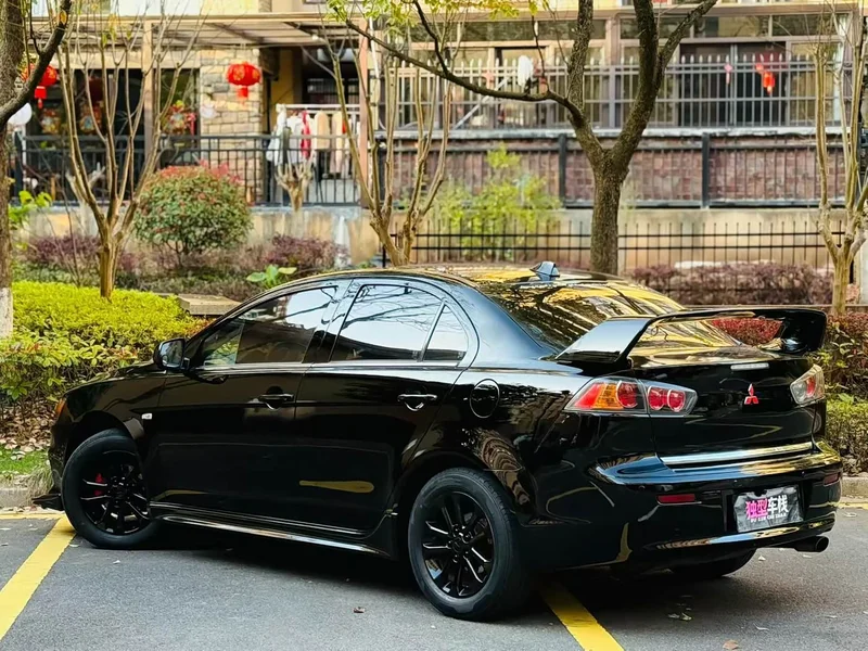 Mitsubishi Lancer EX — фото 7