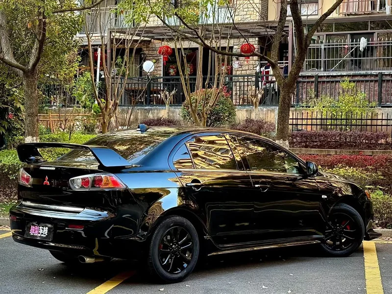 Mitsubishi Lancer EX — фото 9