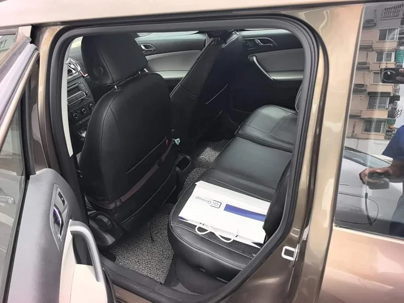Skoda Yeti — фото 11