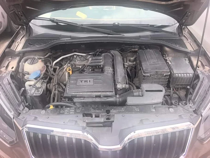 Skoda Yeti — фото 10