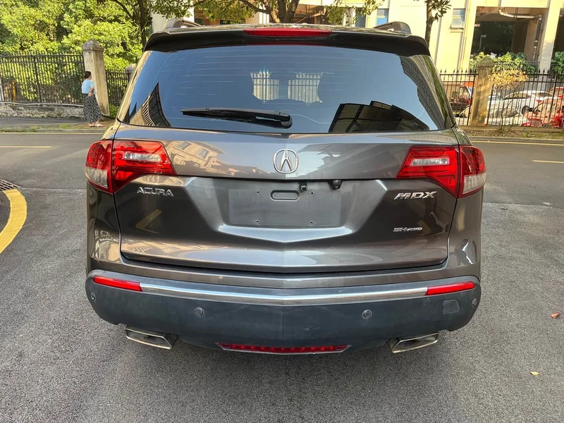 Acura MDX — фото 14