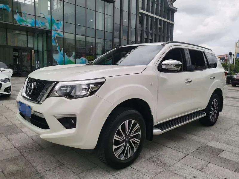 Nissan Terra — фото 1