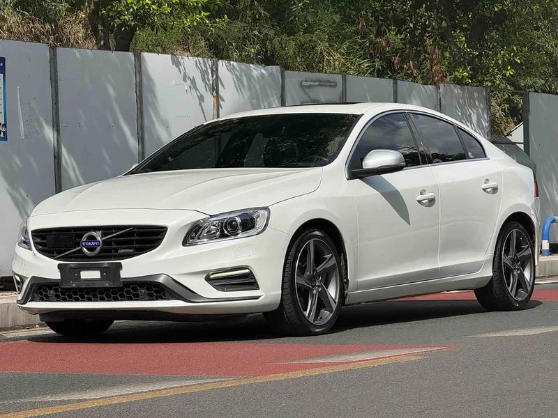 Volvo S60 (Imported)