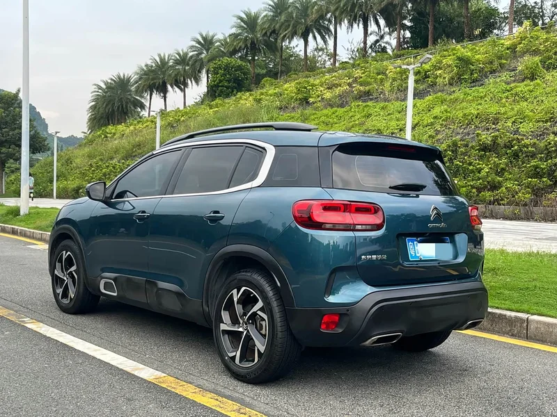 Peugeot C5 Aircross — фото 4