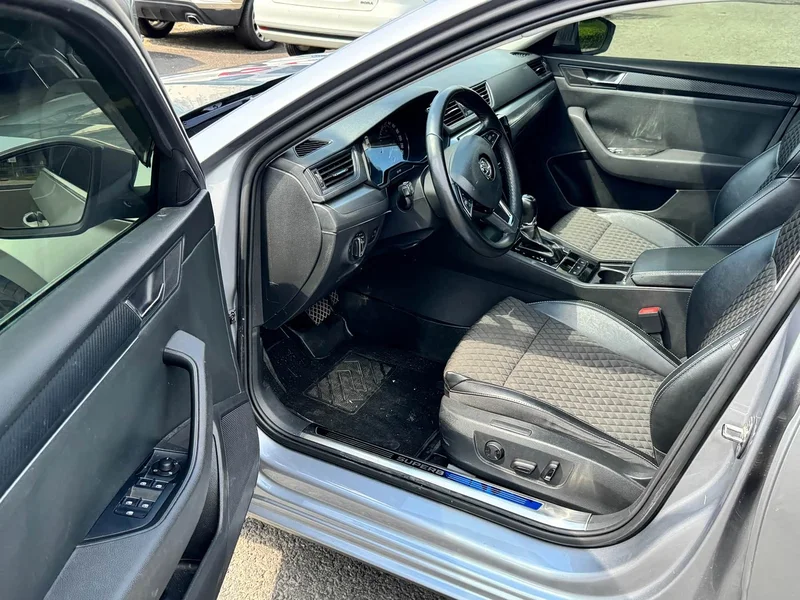 Skoda Superb — фото 6