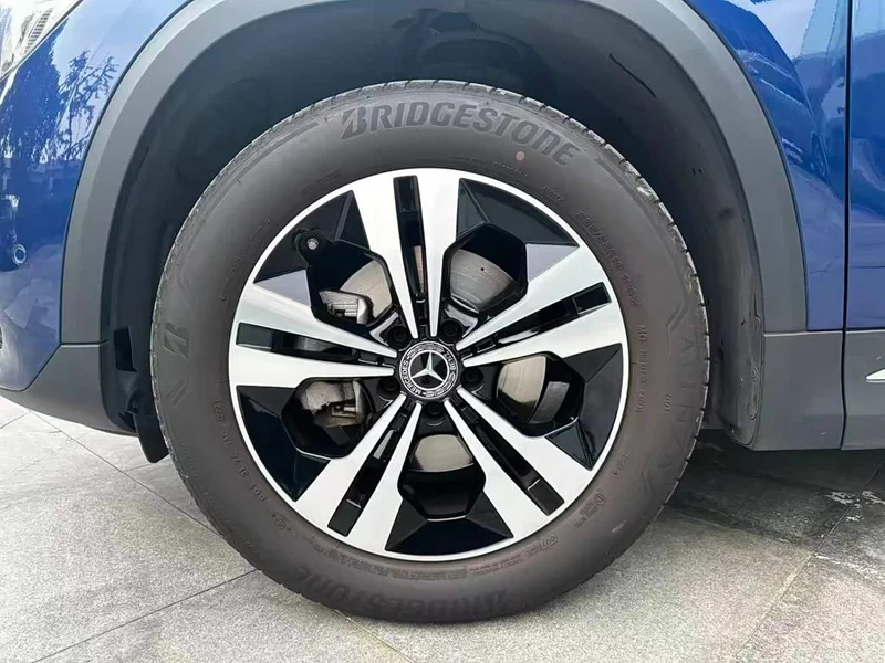 Mercedes-Benz GLA — фото 13