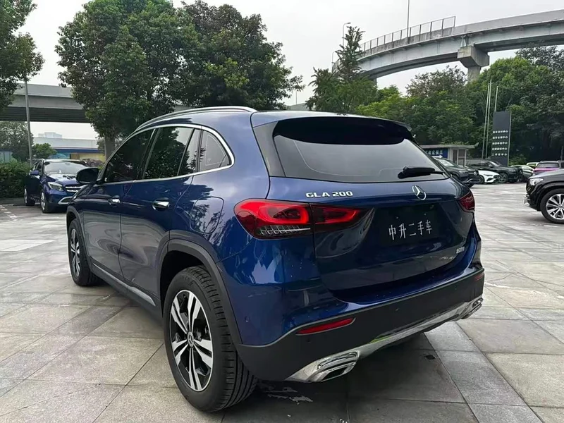 Mercedes-Benz GLA — фото 8