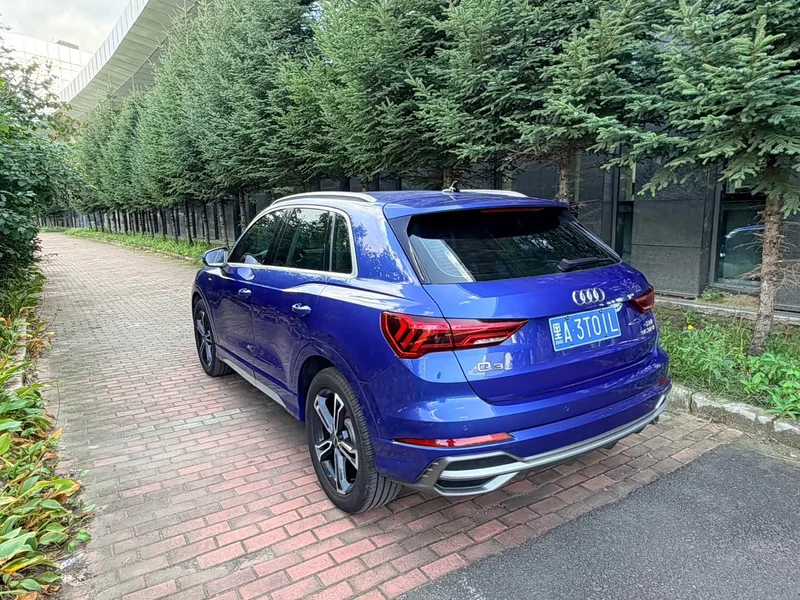 Audi Q3 — фото 6