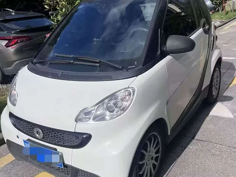 Smart Fortwo — фото 1