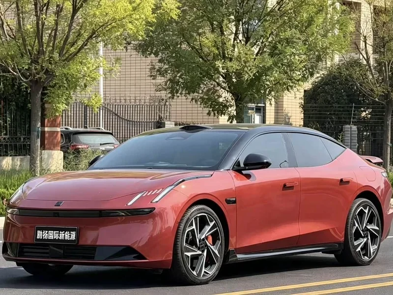 Lynk & Co Z10