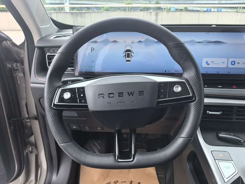 Roewe RX5 New Energy — фото 16