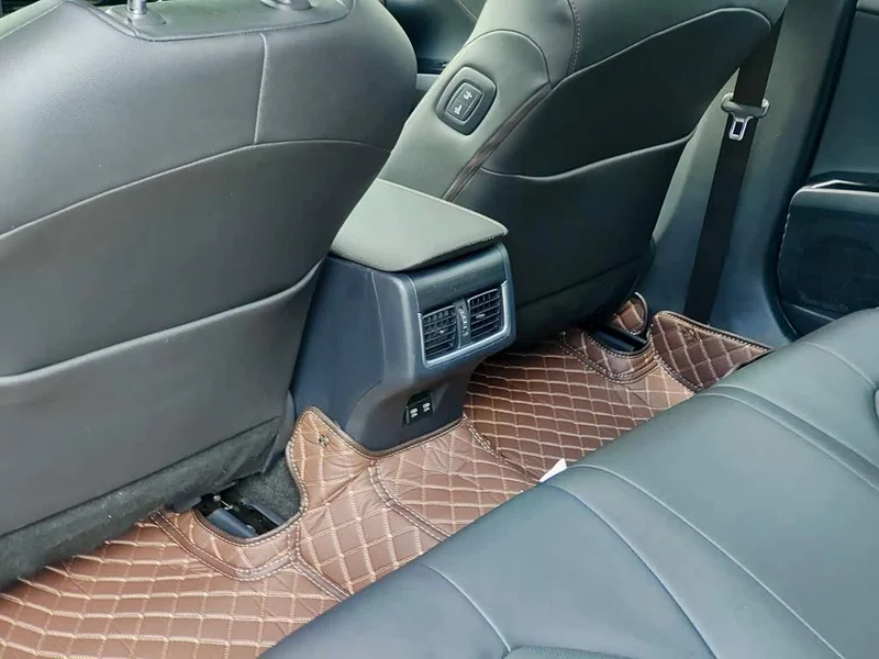 Toyota Camry — фото 9