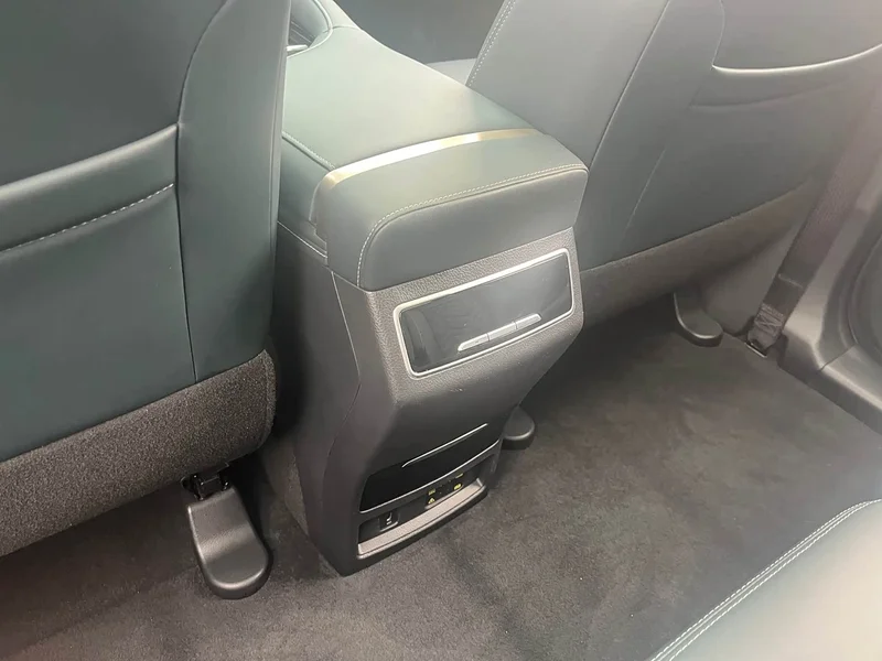 Changan CS95 — фото 16