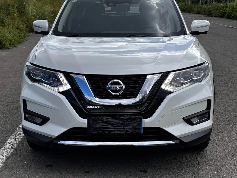 Nissan X-Trail — фото 1