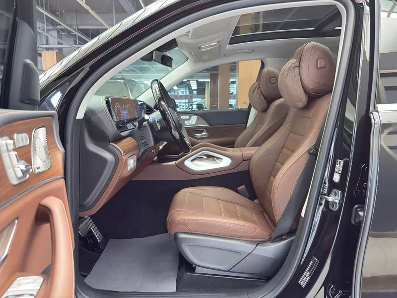 Mercedes-Benz GLS-Class — фото 13