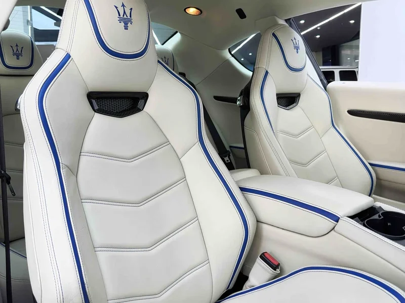 Maserati GranTurismo — фото 16