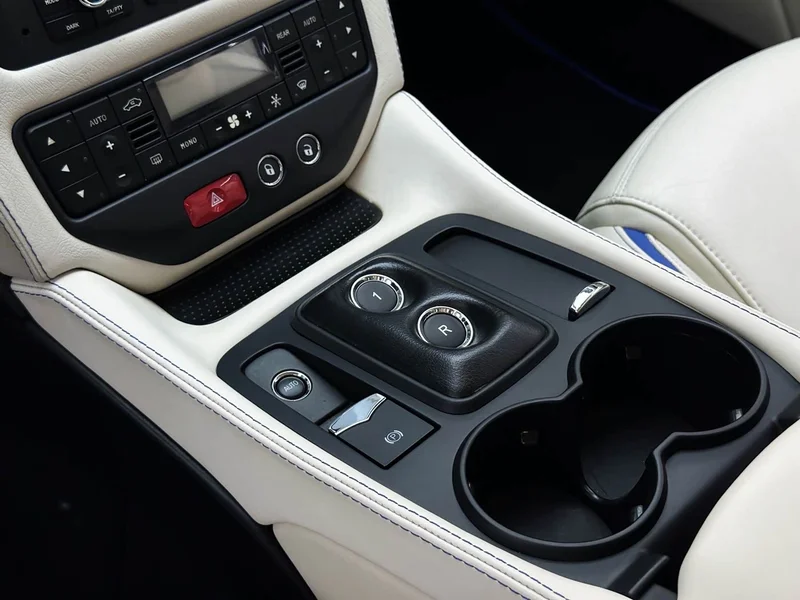 Maserati GranTurismo — фото 23