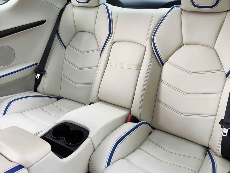 Maserati GranTurismo — фото 25