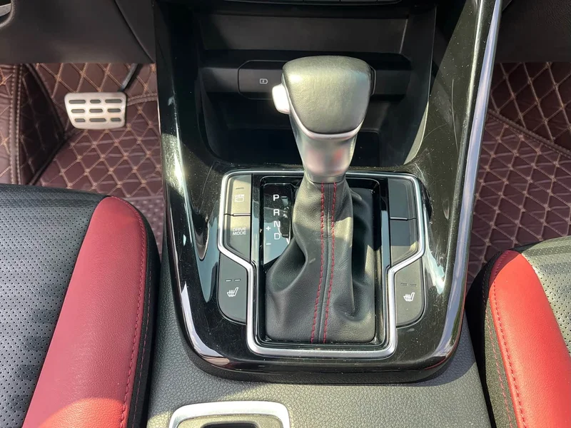 Kia Sportage — фото 13
