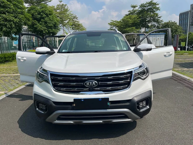 Kia Sportage — фото 25