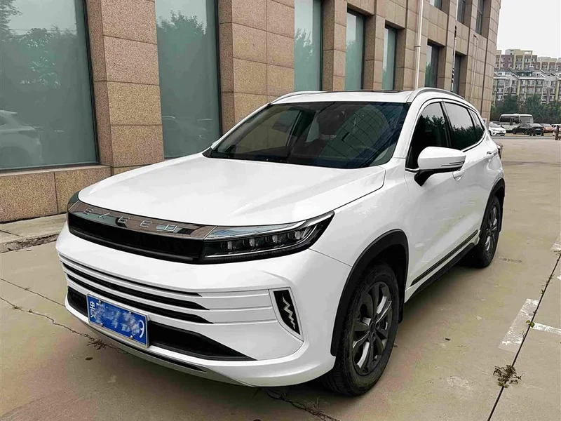 Exeed Zhuifeng — фото 1
