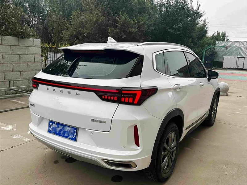 Exeed Zhuifeng — фото 14
