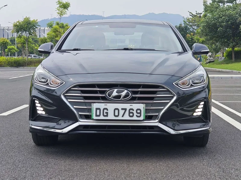 Hyundai Sonata — фото 2