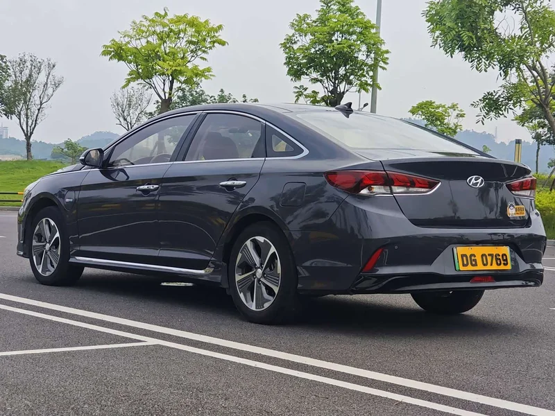 Hyundai Sonata — фото 23