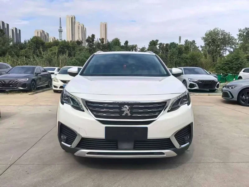 Peugeot 5008 — фото 2