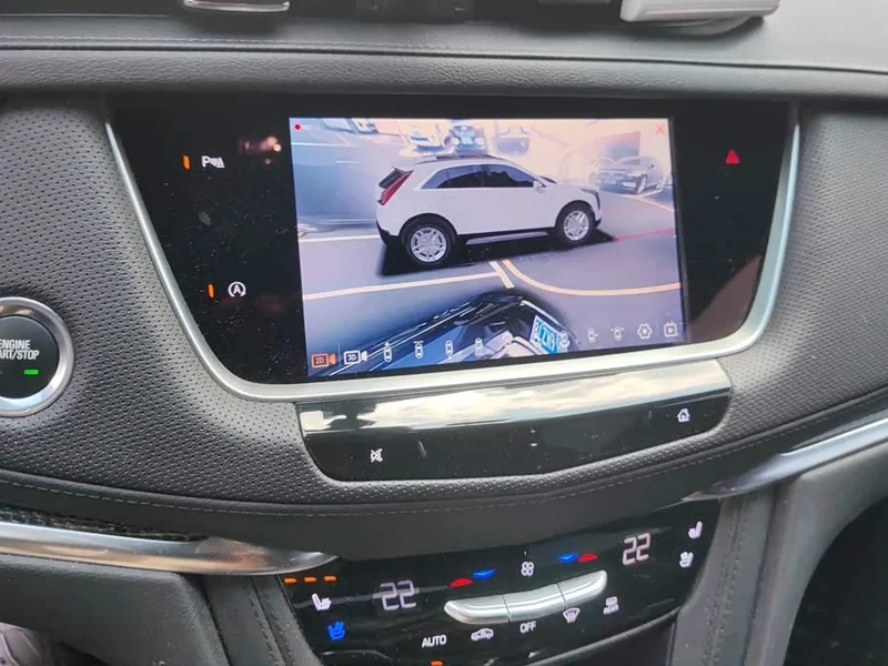Cadillac XT5 — фото 13
