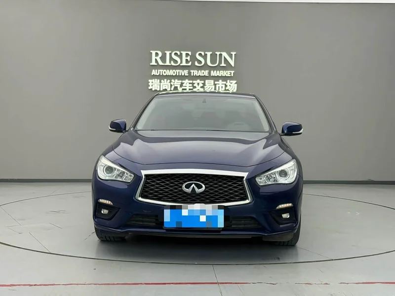 Infiniti Q50L — фото 4