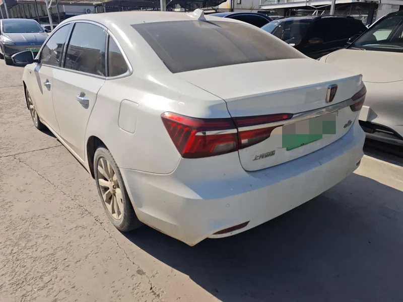Roewe i6 New Energy — фото 6