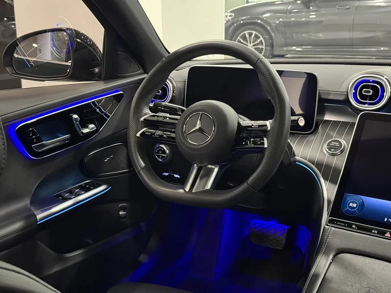 Mercedes-Benz C-Class — фото 12