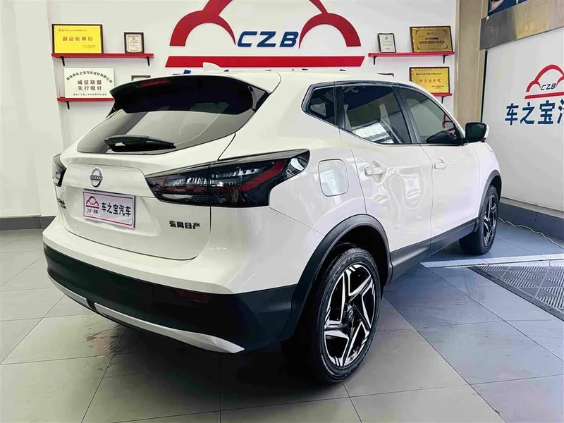 Nissan Qashqai — фото 5