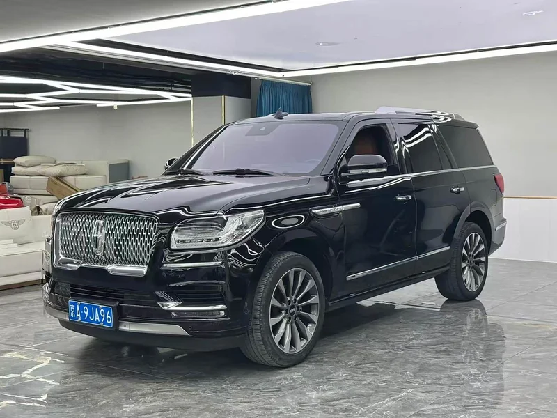 Lincoln Navigator