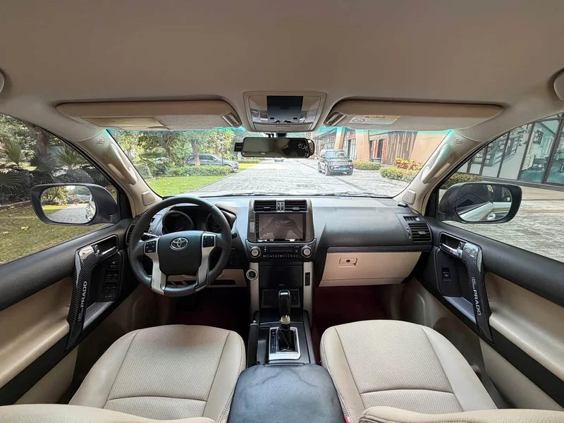 Toyota Prado — фото 11