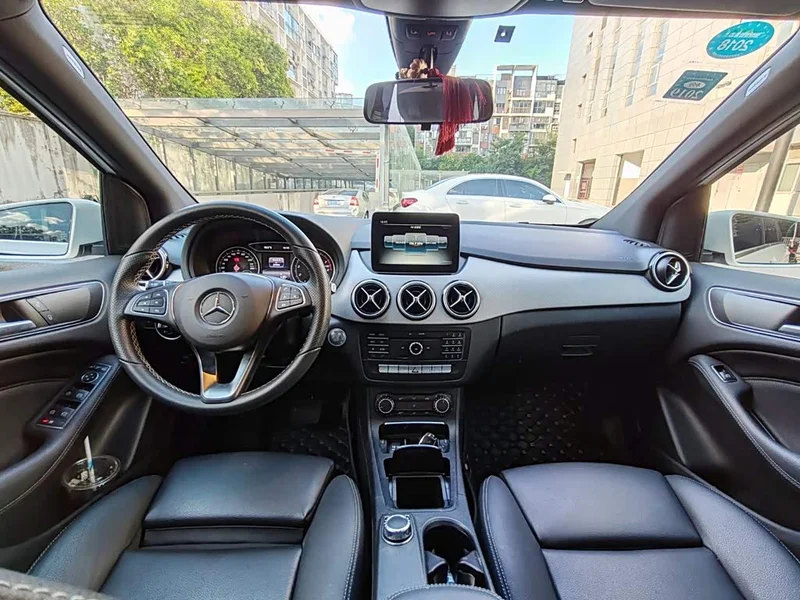 Mercedes-Benz B-Class — фото 12