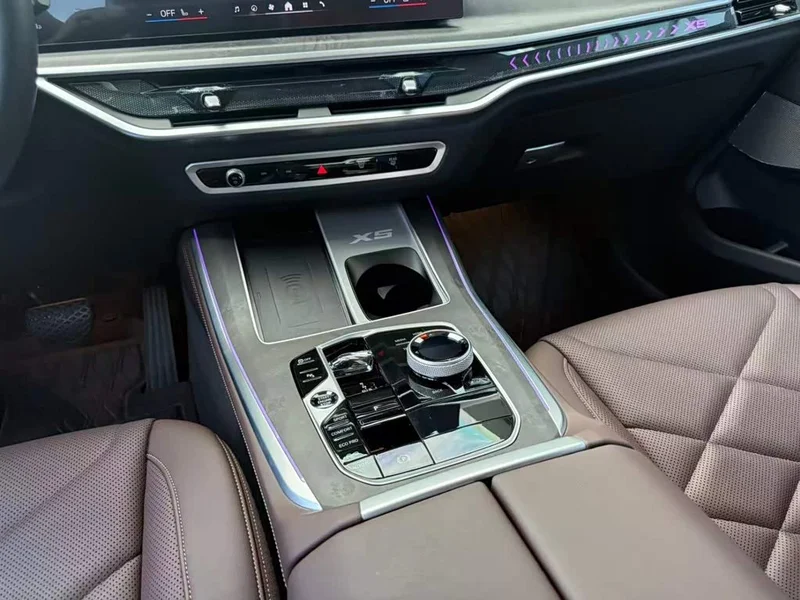 BMW X5 — фото 11