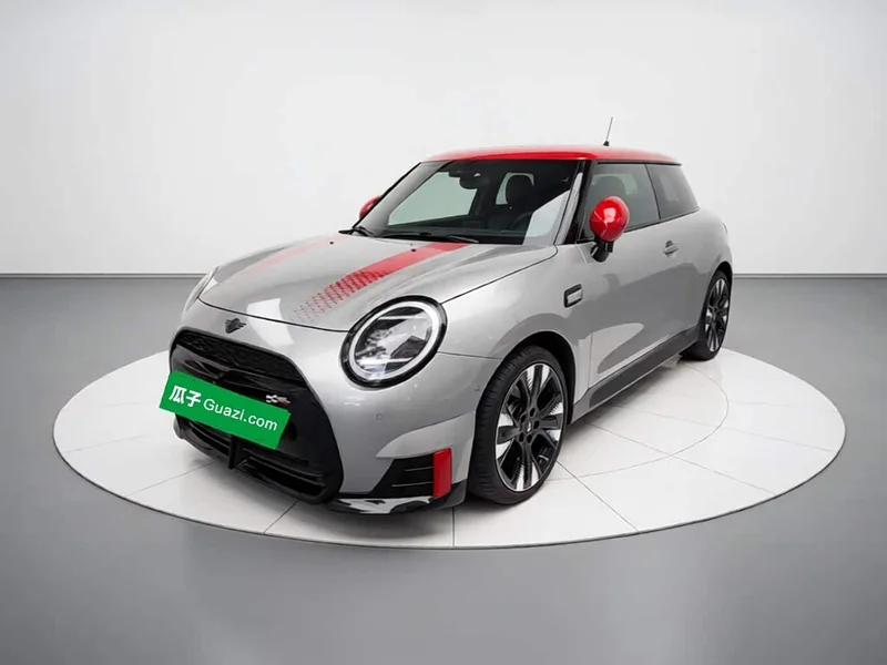 MINI Electric JCW