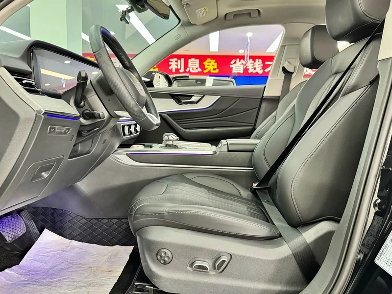 Hongqi HS5 — фото 5