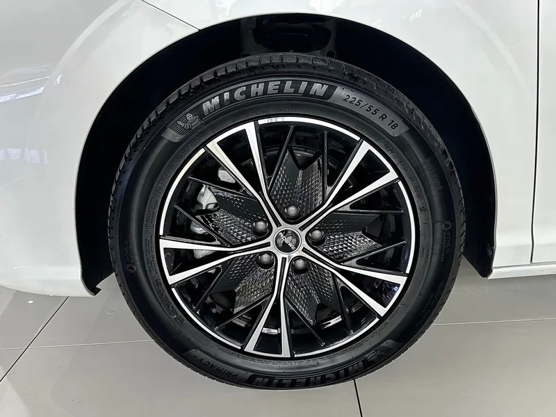 Roewe iMAX8 — фото 4