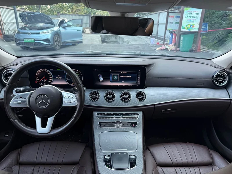 Mercedes-Benz CLS — фото 11