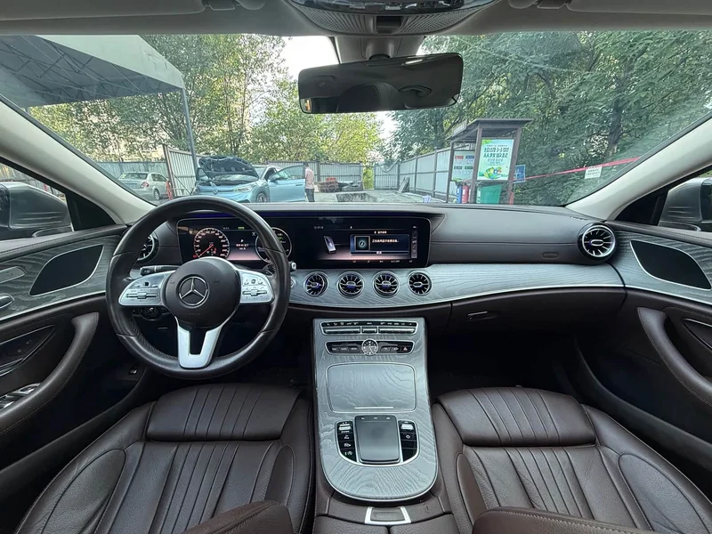 Mercedes-Benz CLS — фото 9