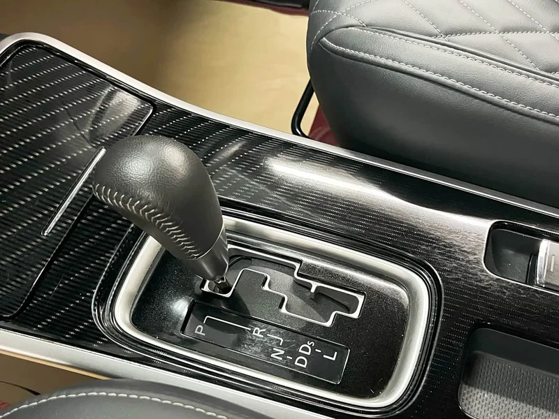 Mitsubishi Outlander — фото 16