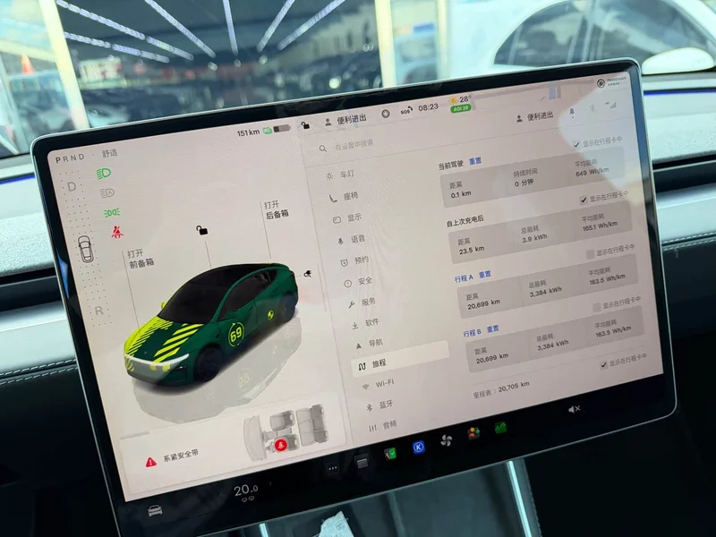 Tesla Model Y — фото 7