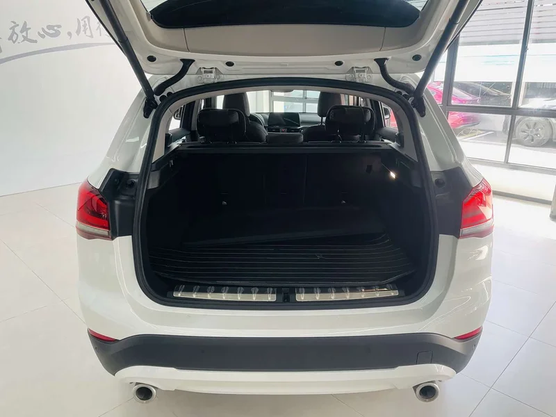 BMW X1 — фото 15