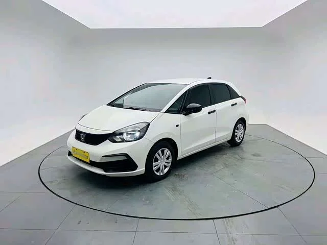 Honda Fit — фото 1