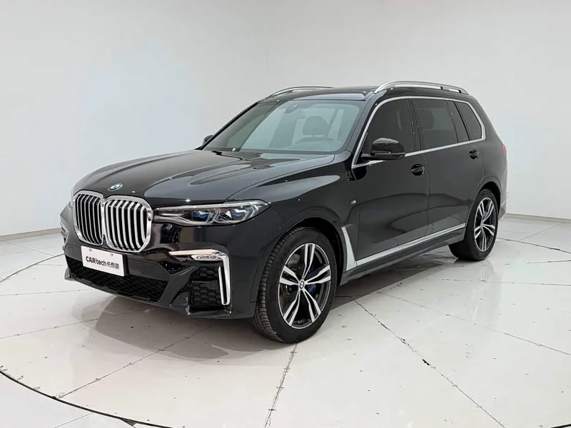 BMW X7 — фото 21