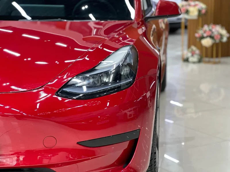 Tesla Model 3 — фото 4