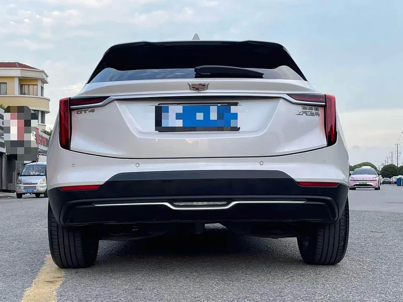 Cadillac GT4 — фото 23